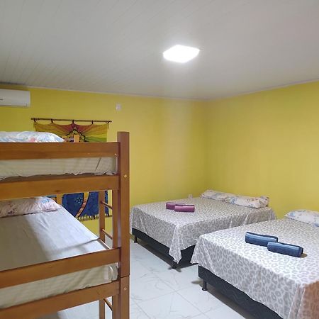 Paraiso Beach Hostel E Pousada Санта-Крус-Кабралия Экстерьер фото