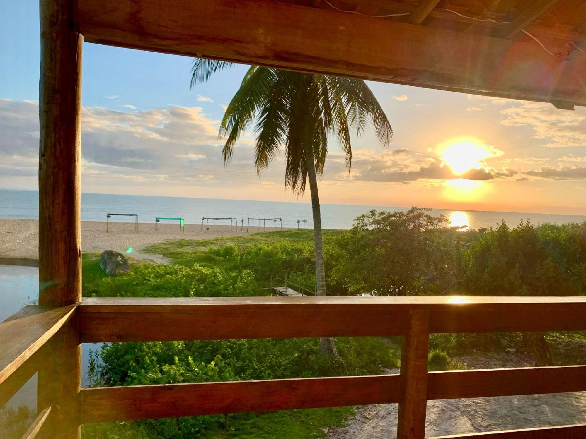 Paraiso Beach Hostel E Pousada Санта-Крус-Кабралия Экстерьер фото
