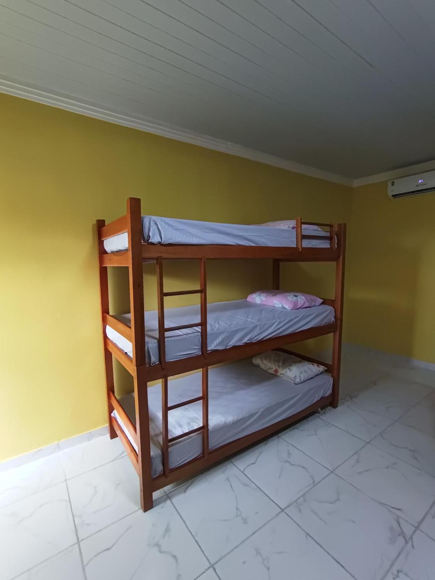 Paraiso Beach Hostel E Pousada Санта-Крус-Кабралия Экстерьер фото
