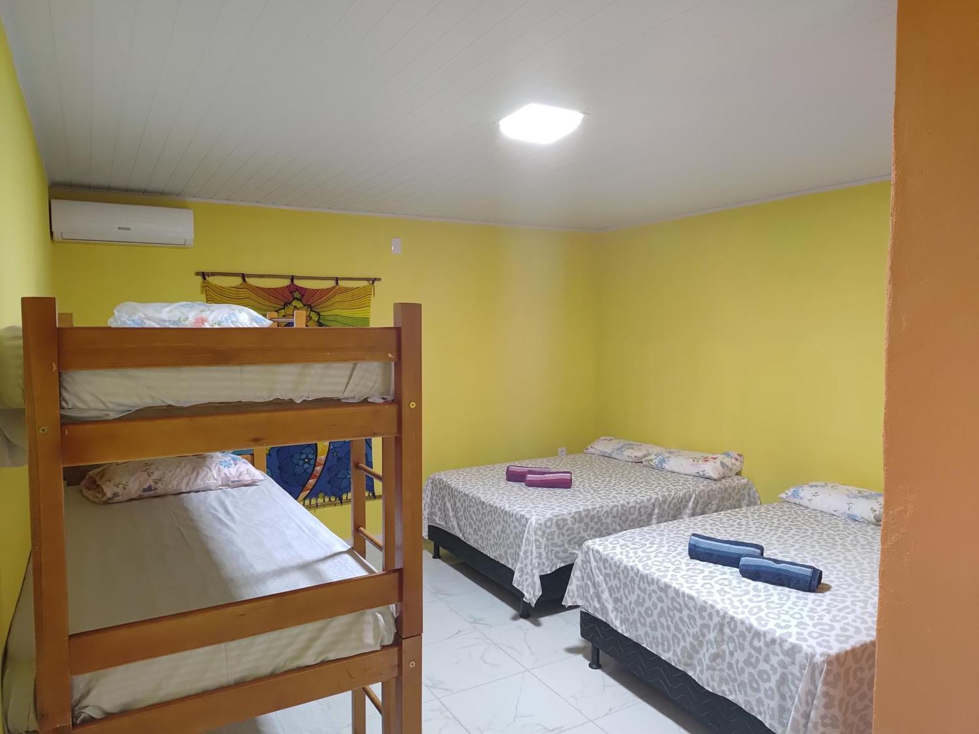 Paraiso Beach Hostel E Pousada Санта-Крус-Кабралия Экстерьер фото